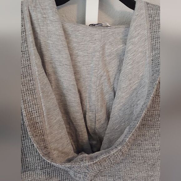 Splendid Gray Hooded Thermal Cardigan Sz XS - Picture 4 of 7